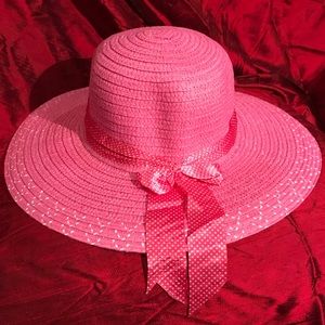 Colorful summer straw hats.